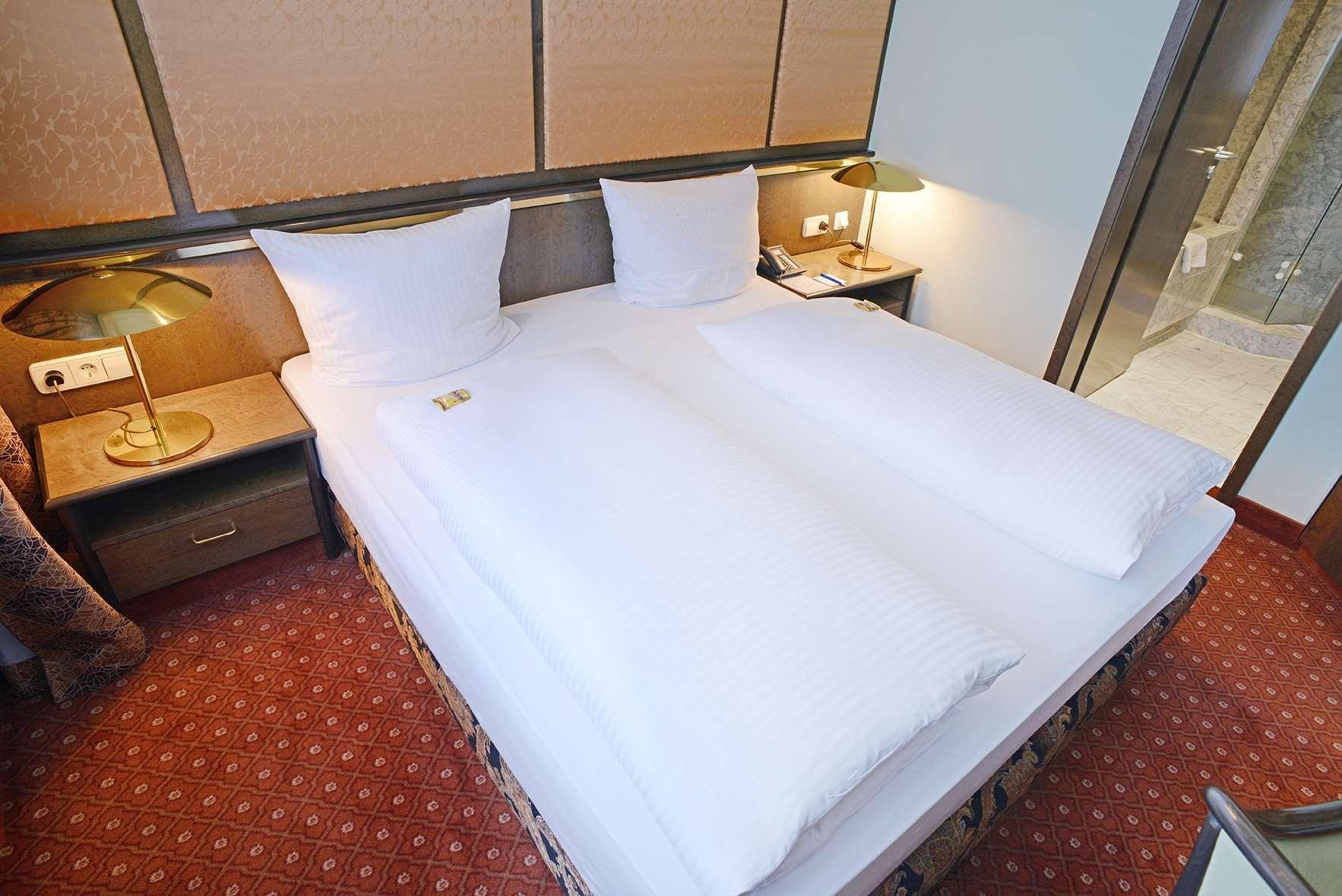 Plaza Kongresshotel Europe Stuttgart Ngoại thất bức ảnh